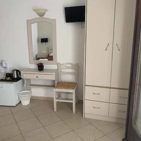 Hotel Stavroula's House *